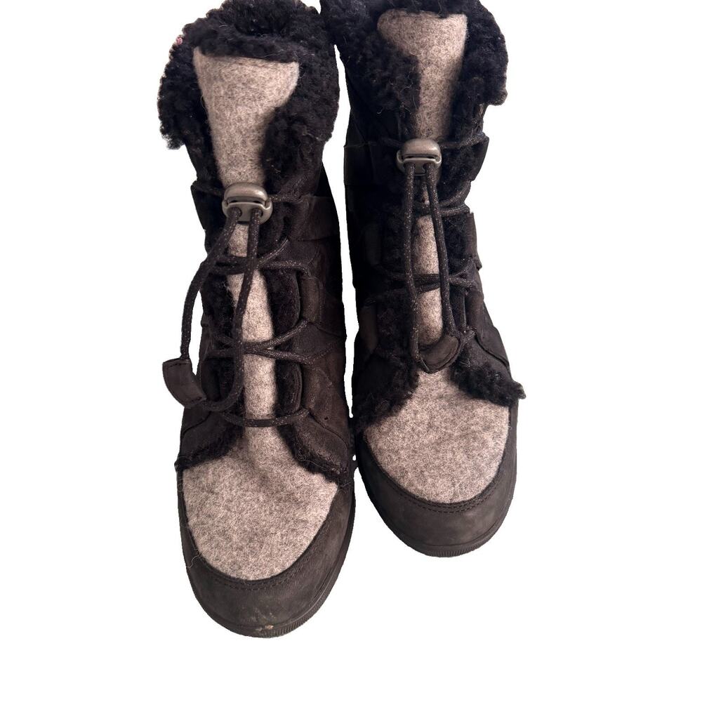 SOREL Joan of Arctic Wedge II Shearling Boots Black Shearing Suede Size 10